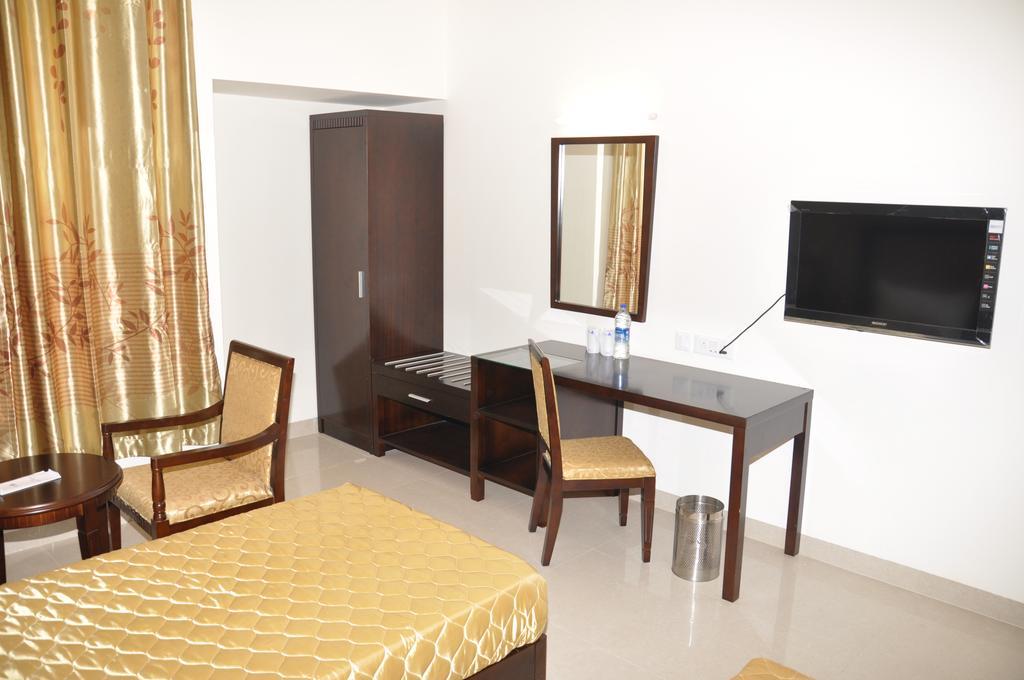 Alps Residency Hotel Krishnagiri Exterior photo